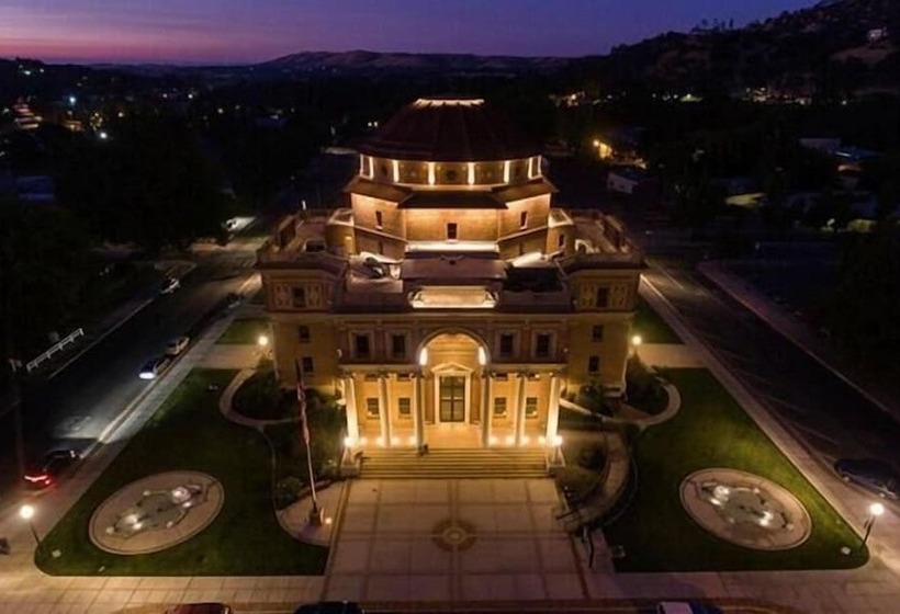 ホテル Atascadero Inn