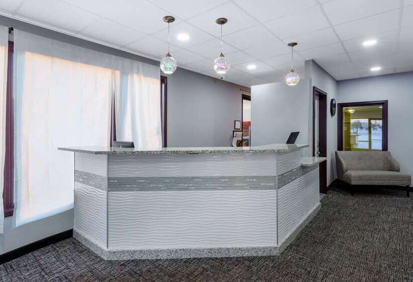 ホテル Baymont By Wyndham Rochester Mayo Clinic Area