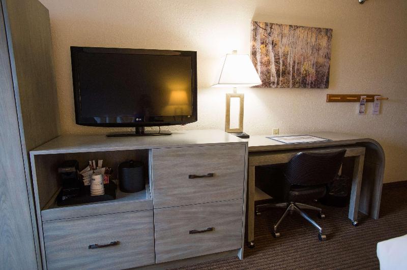 Отель Best Western Alpenglo Lodge