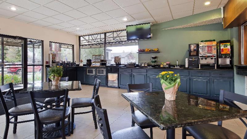 Отель Best Western Alpenglo Lodge