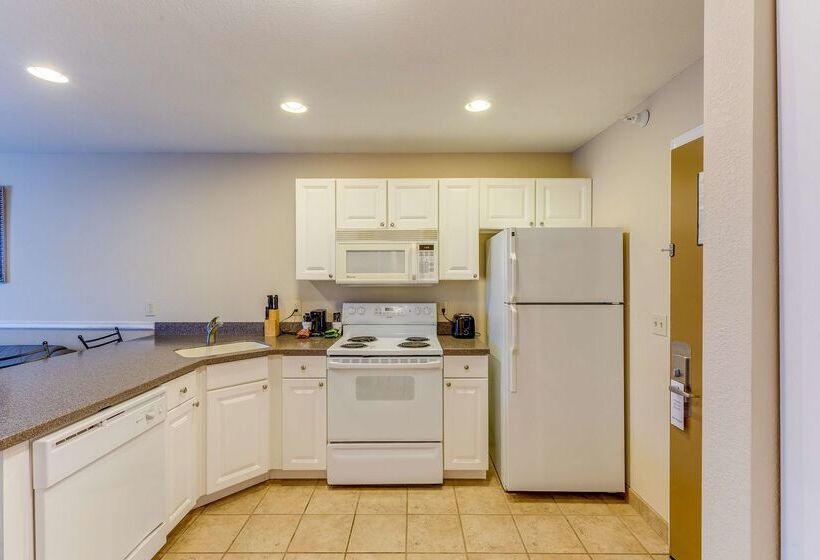 Отель Best Western Lakewinds