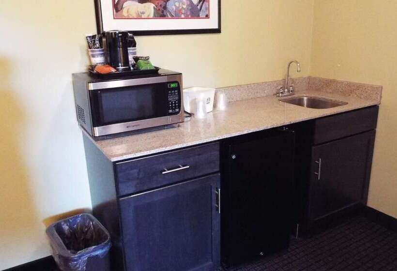 Отель Best Western Lakewinds