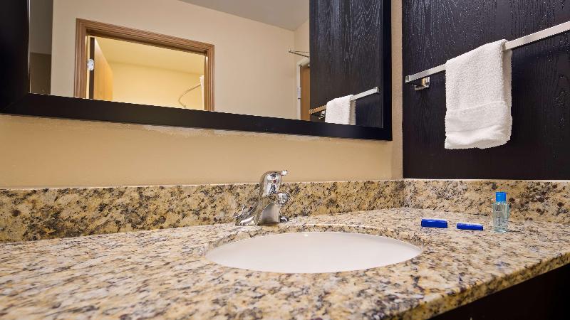 Отель Best Western Lakewinds