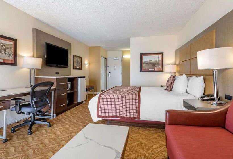 هتل Best Western Plus Thousand Oaks Inn