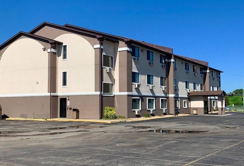 Boarders Inn & Suites By Cobblestone Hotels Waterloo Cedar Falls