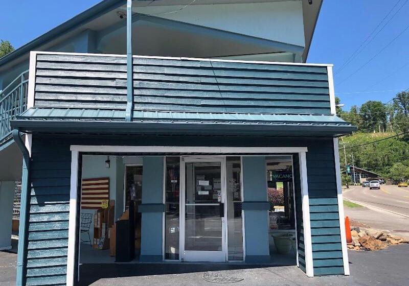 酒店 Country Town N' Suites