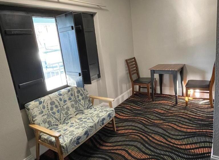 酒店 Country Town N' Suites