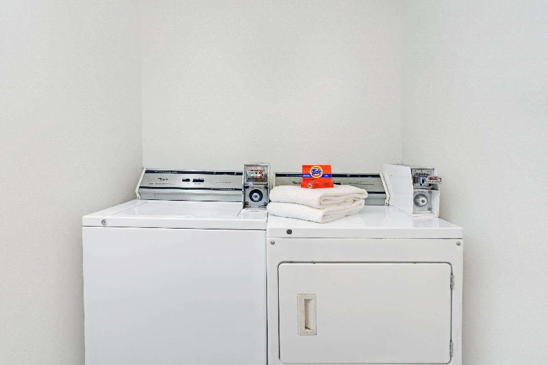 هتل Economy 7 Inn Chesapeake  Portsmouth