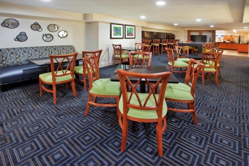 בית מלון כפרי Holiday Inn Express & Suites Atlanta Downtown, An Ihg