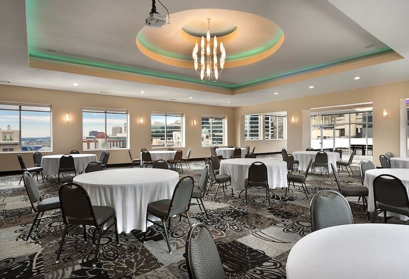 בית מלון כפרי Holiday Inn Express & Suites Atlanta Downtown, An Ihg