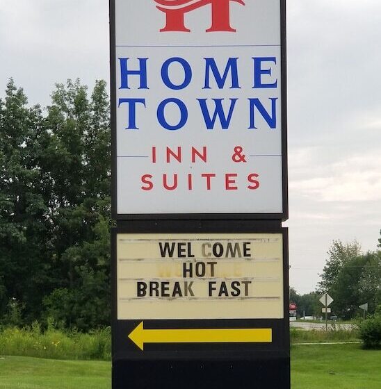 호텔 Hometown Inn & Suites