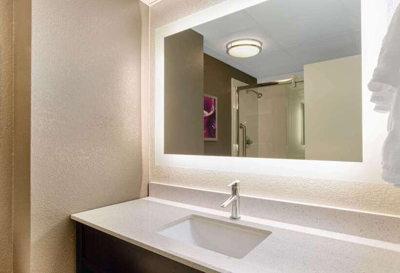 فندق La Quinta By Wyndham Boston Andover