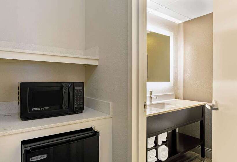 فندق La Quinta By Wyndham Boston Andover