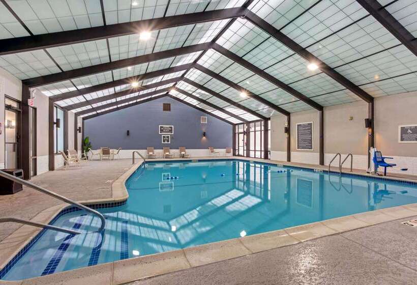 فندق La Quinta By Wyndham Boston Andover