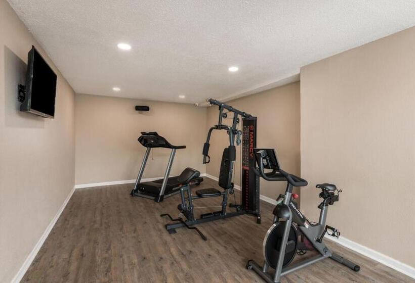 Отель Quality Inn