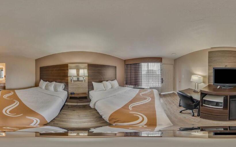 Отель Quality Inn