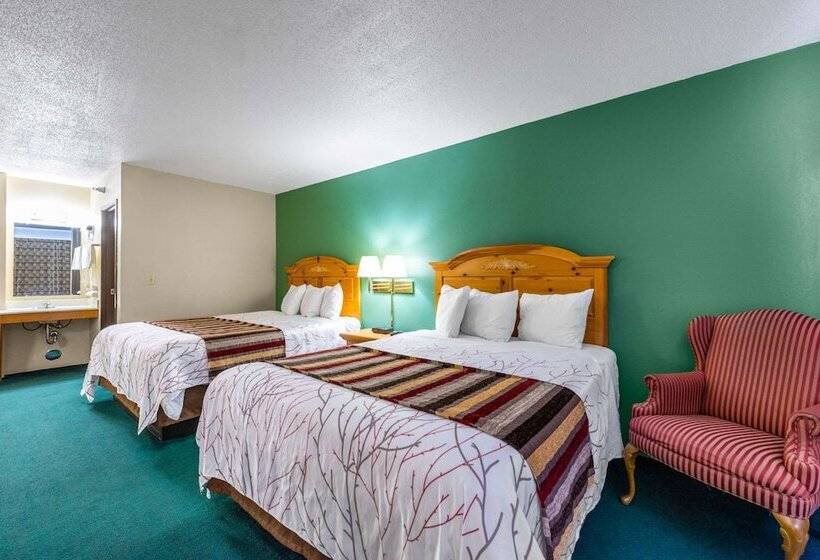 فندق Rodeway Inn