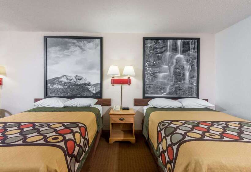 فندق Super 8 By Wyndham Bridgeport/clarksburg Area