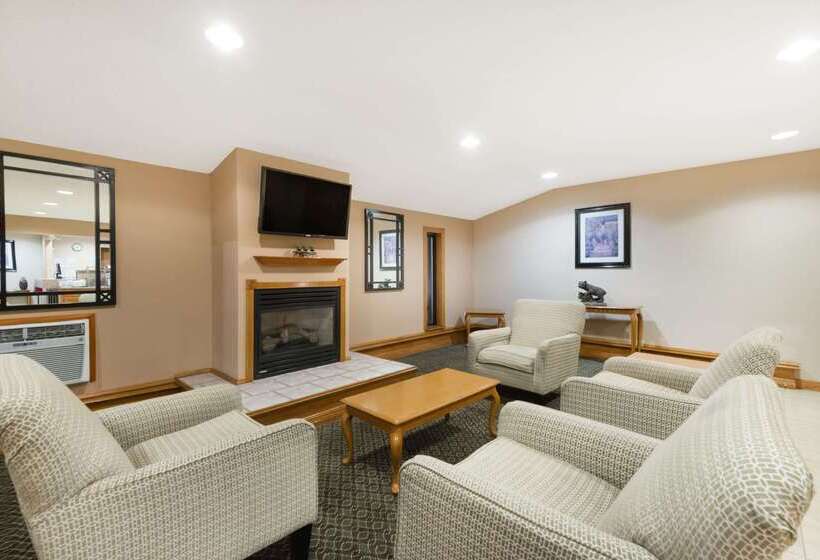 فندق Super 8 By Wyndham Bridgeport/clarksburg Area