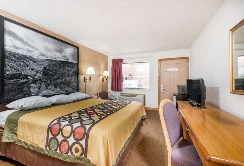 فندق Super 8 By Wyndham Bridgeport/clarksburg Area
