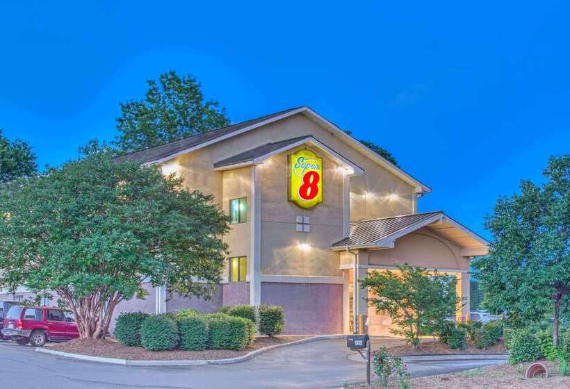Отель Super 8 By Wyndham Charlottesville
