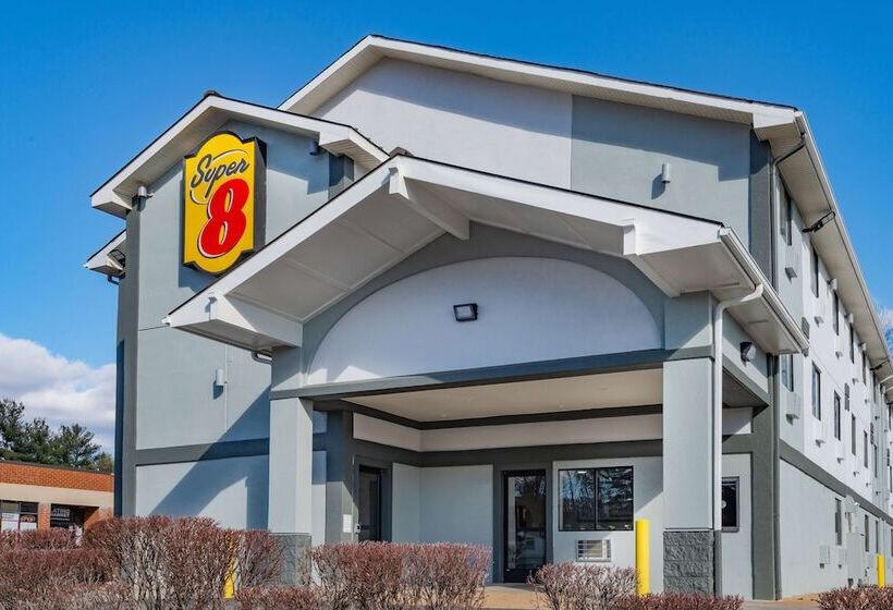 Отель Super 8 By Wyndham Charlottesville