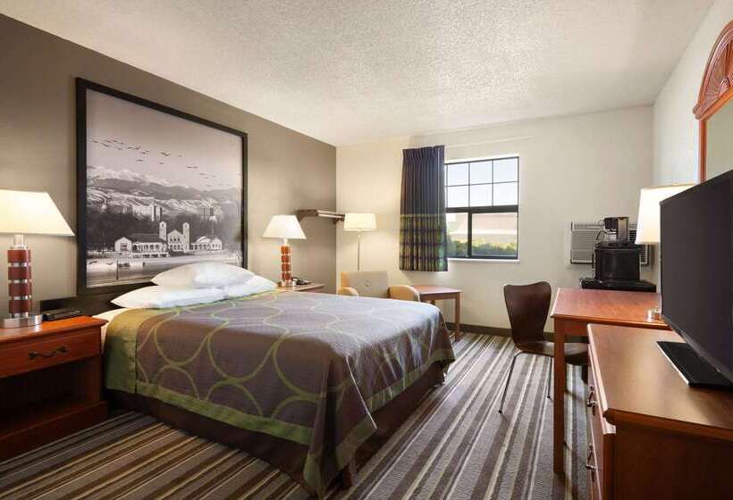 בית מלון כפרי Super 8 By Wyndham Colorado Springs/afa Area