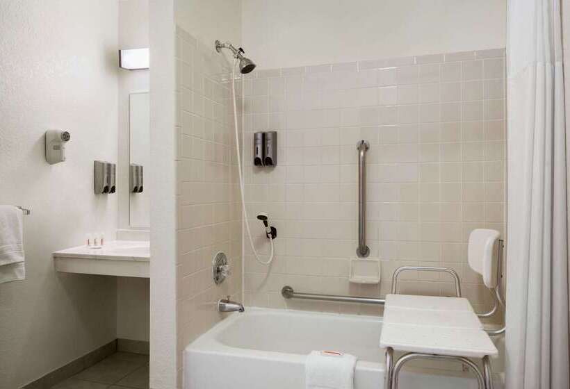 בית מלון כפרי Super 8 By Wyndham Colorado Springs/afa Area