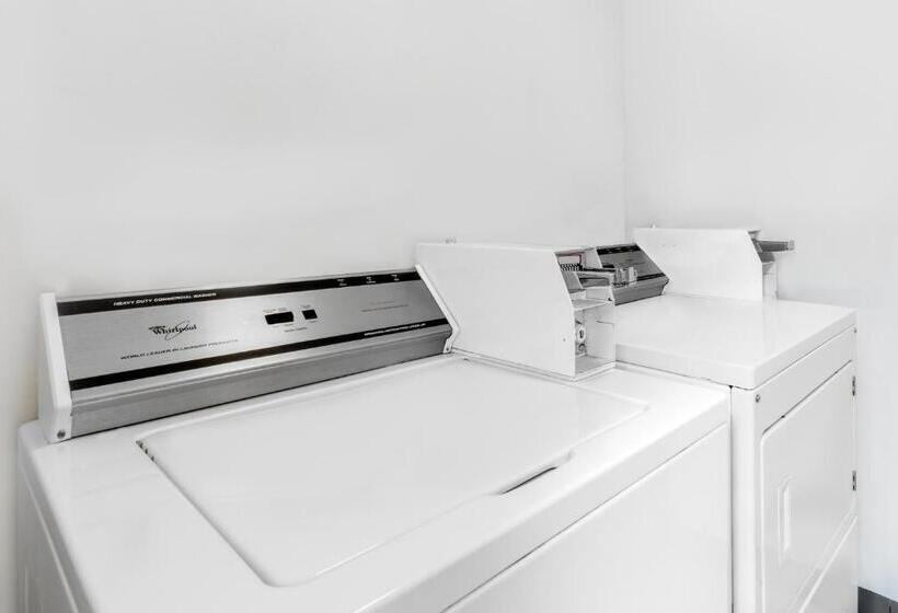 호텔 Super 8 By Wyndham Duluth