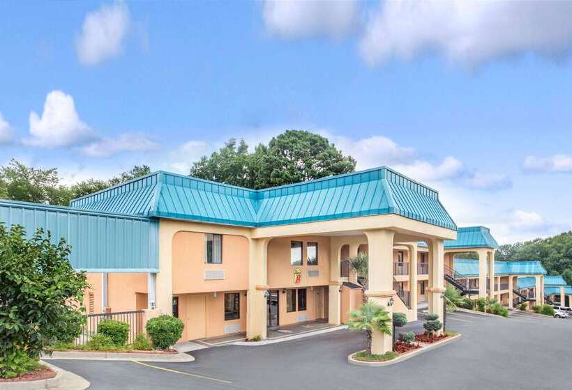 فندق Super 8 By Wyndham Forest Park