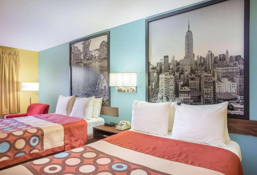 فندق Super 8 By Wyndham Forest Park