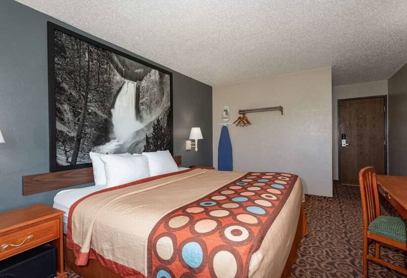 فندق Super 8 By Wyndham Gillette