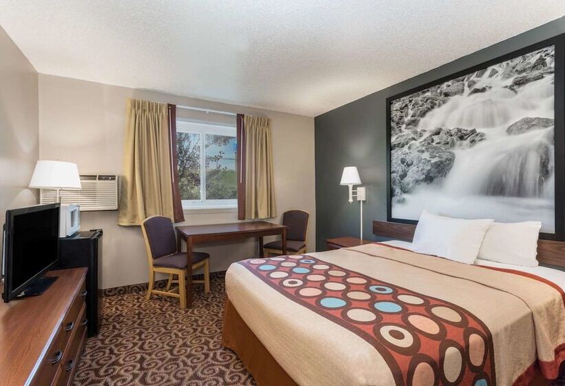 فندق Super 8 By Wyndham Gillette