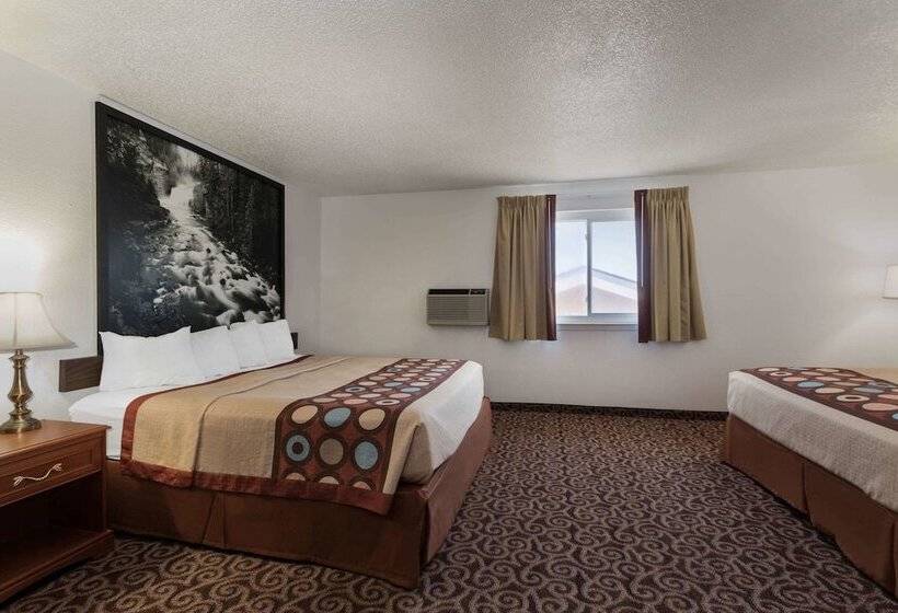 فندق Super 8 By Wyndham Gillette