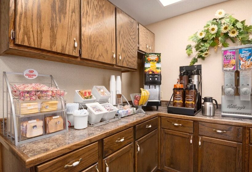 酒店 Super 8 By Wyndham Hattiesburg North