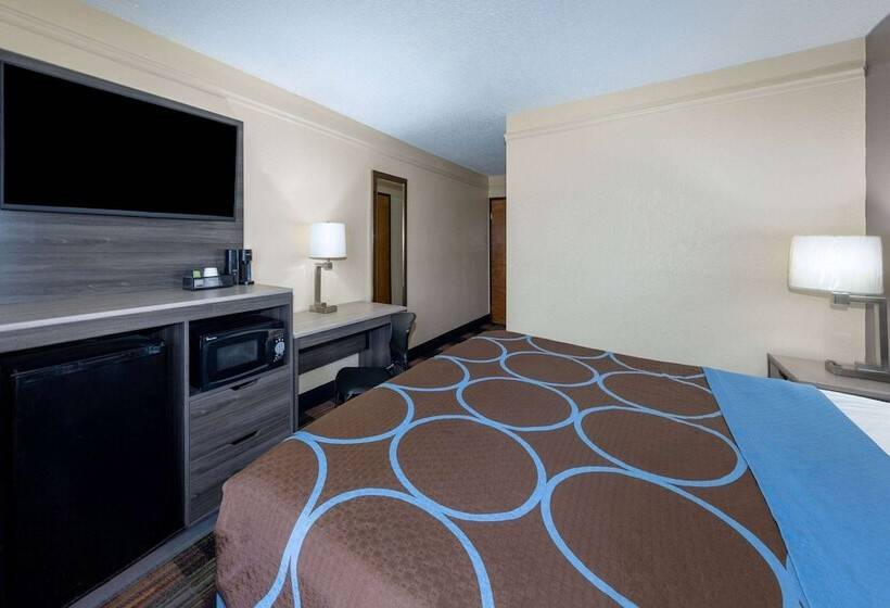 فندق Super 8 By Wyndham Kansas City At Barry Road/airport