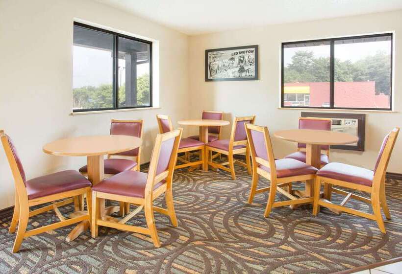 فندق Super 8 By Wyndham Lexington Va