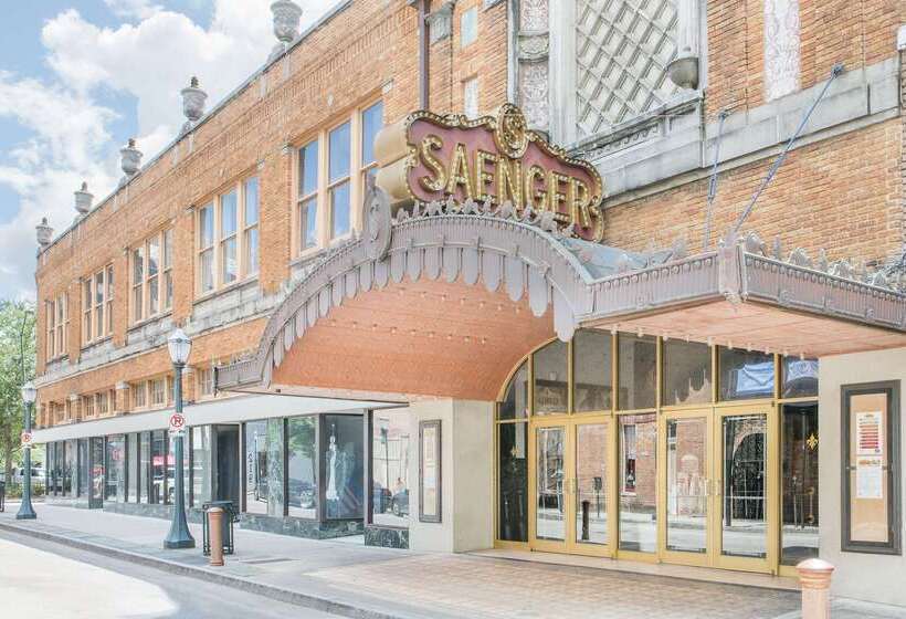 ホテル Super 8 By Wyndham Mobile