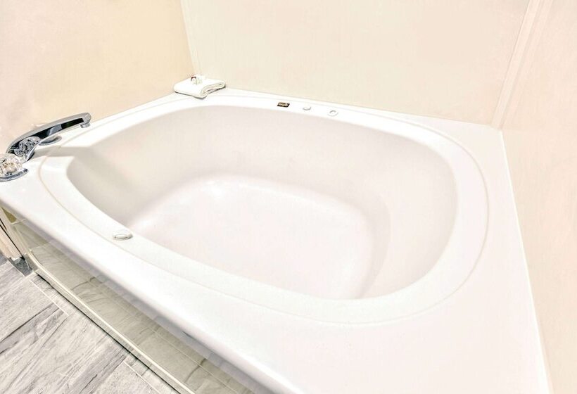 酒店 Super 8 By Wyndham Mobile/tillmans Corner