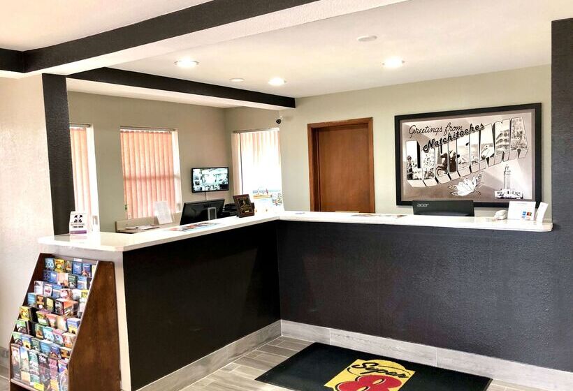 فندق Super 8 By Wyndham Natchitoches