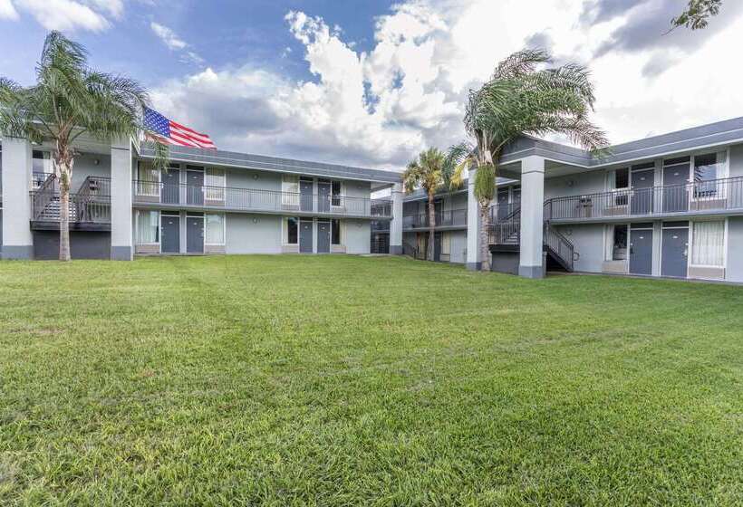 בית מלון כפרי Super 8 By Wyndham Ocala I 75
