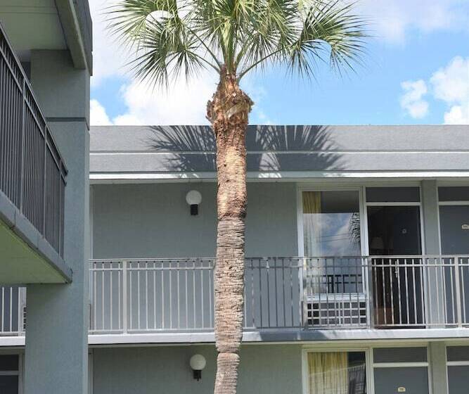 בית מלון כפרי Super 8 By Wyndham Ocala I 75