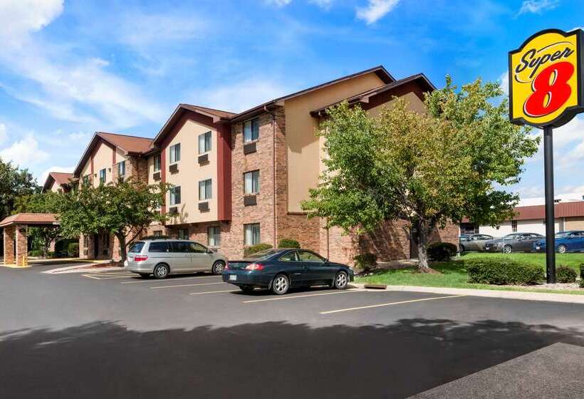 فندق Super 8 By Wyndham Peoria East