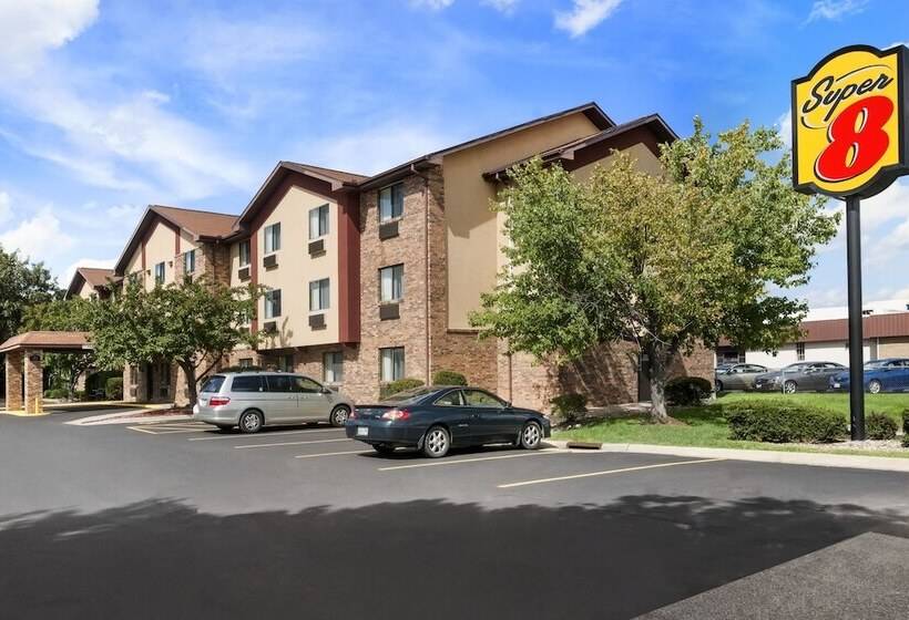 فندق Super 8 By Wyndham Peoria East