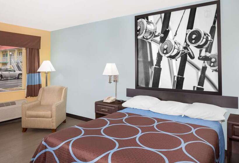 فندق Super 8 By Wyndham Sarasota Near Siesta Key