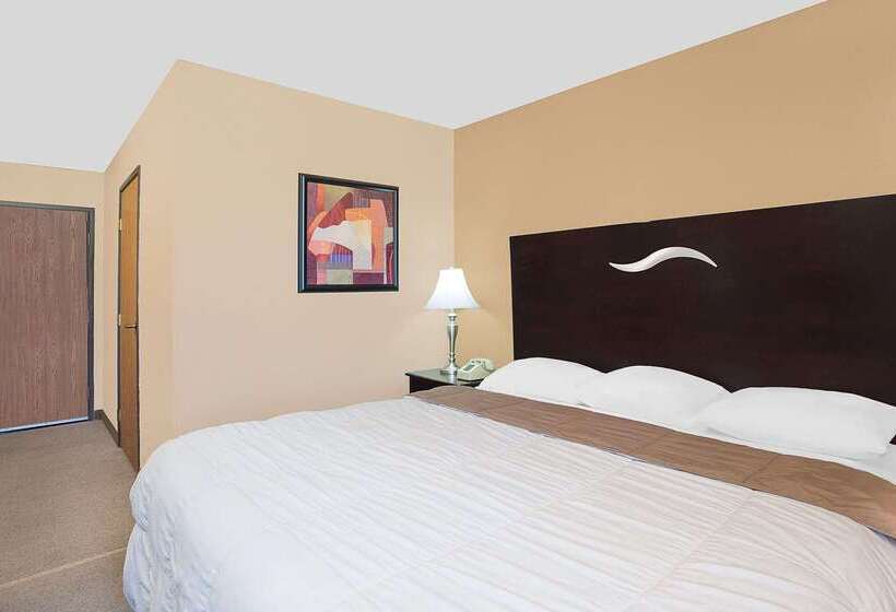 酒店 Super 8 By Wyndham Sheboygan Wi