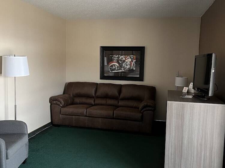 فندق Super 8 By Wyndham Sturgis