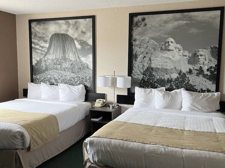 فندق Super 8 By Wyndham Sturgis