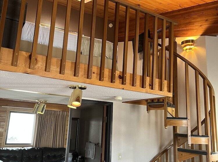 فندق Super 8 By Wyndham Sturgis