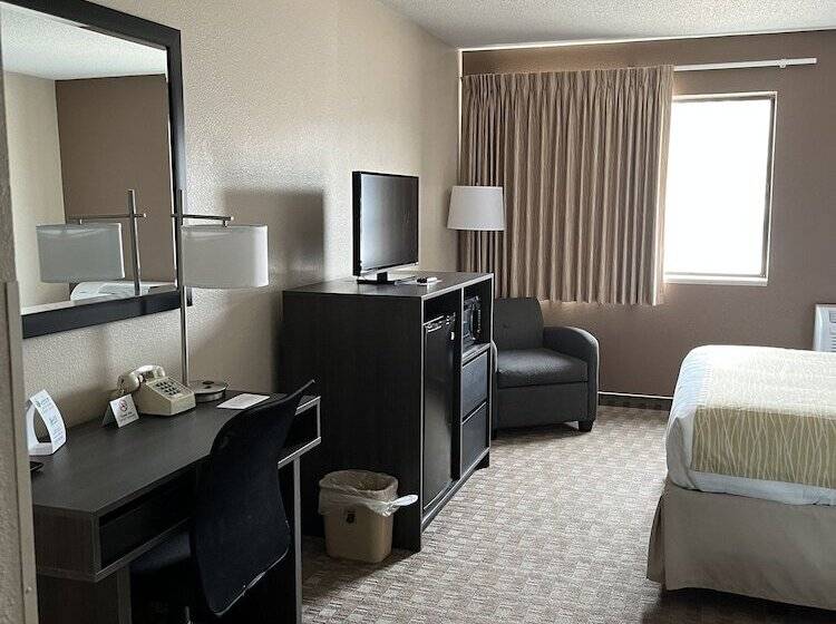 فندق Super 8 By Wyndham Sturgis